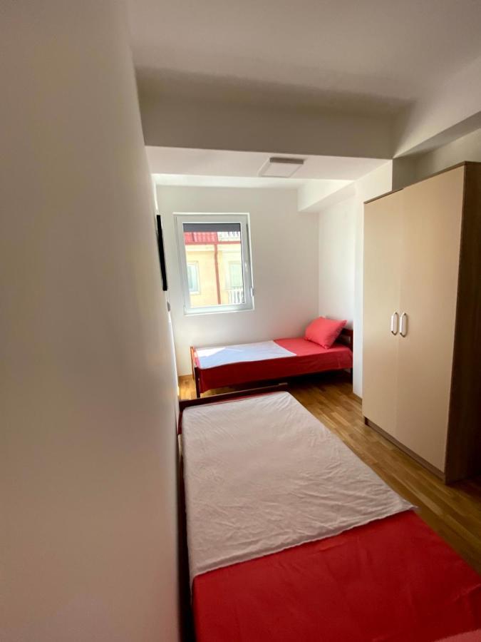 Skopje Brand New Apartment Ngoại thất bức ảnh